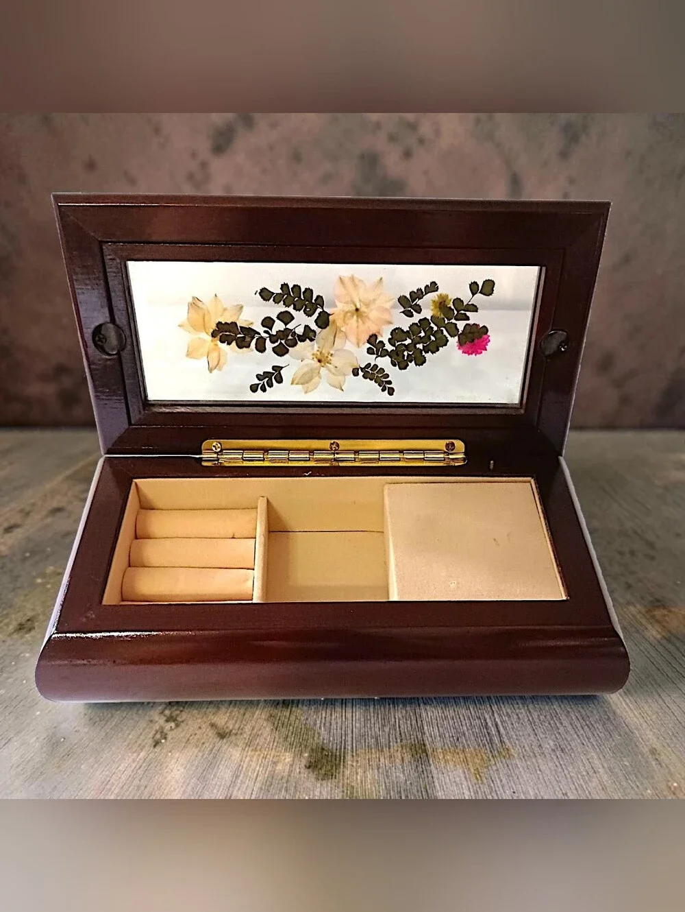 Wood Dried Pressed Flowers Jewelry Box Musical Plays Nadias Theme WORKS Vtg 90s